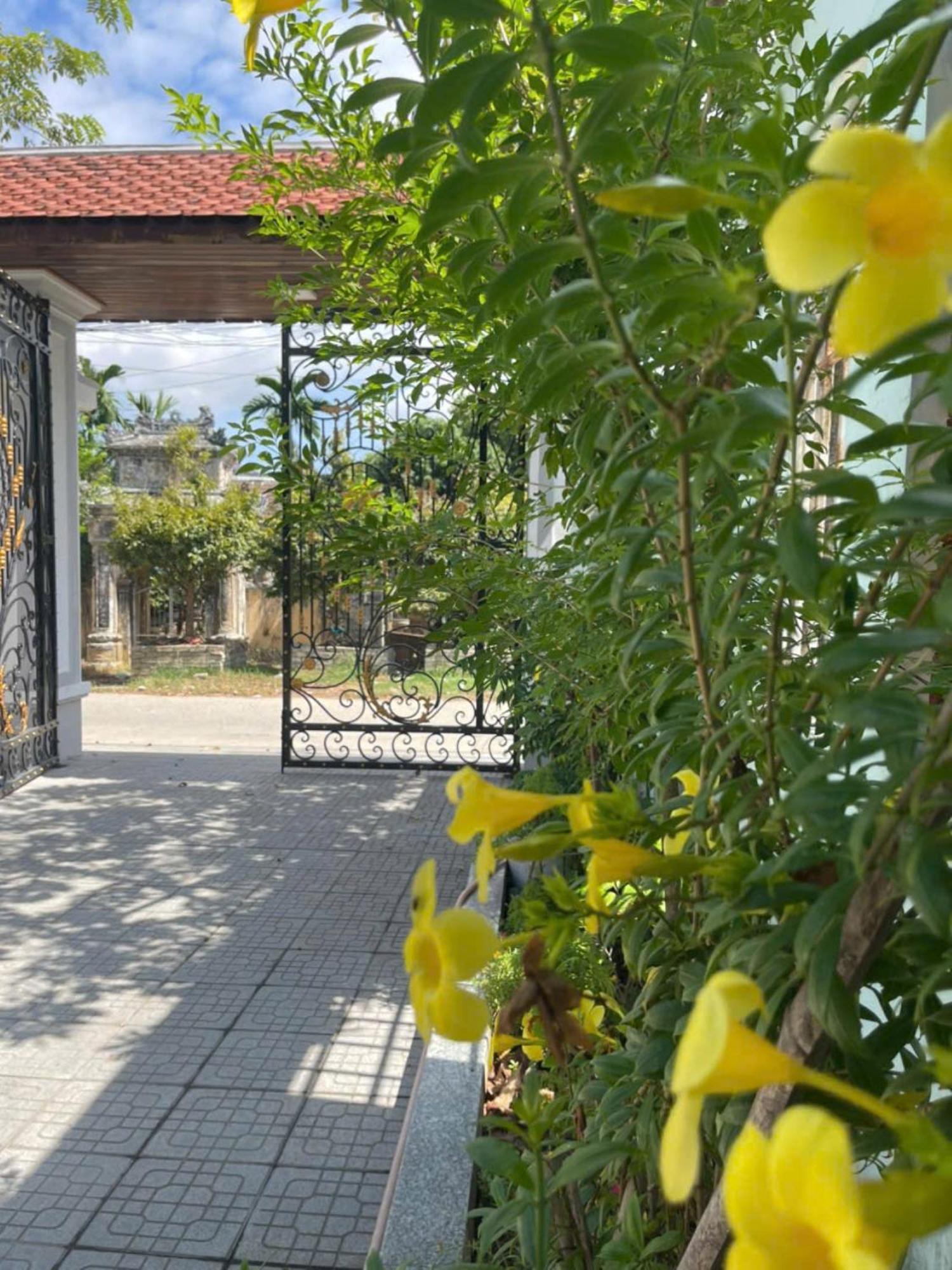 Nhat Long Homestay Hue Exterior foto